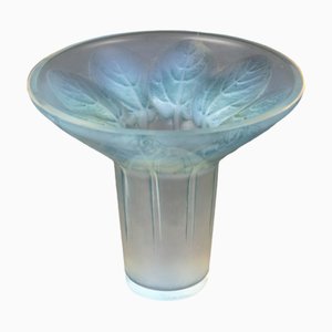 Violet Opalescent Vase by René Lalique, 1921
