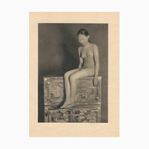 Heinz von Perckhammer, Nude Chinese Girl on Cabinet, Original Heliogravure, 1928