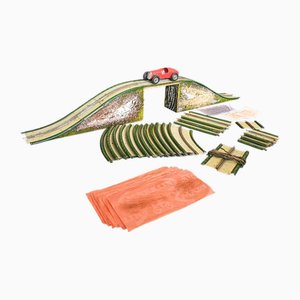 13301 G/3 Race Track with Red No. 5 Racing Car from Märklin, 1930s