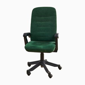 Sillón de oficina en color verde