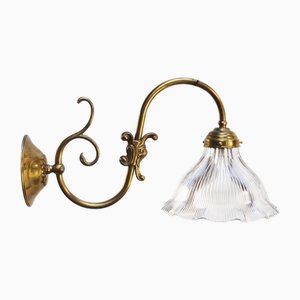 Französische Wandlampe aus Glas & Messing von Holophane