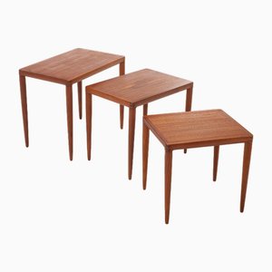 Tavolini ad incastro di HW Klein per Bramin, Danimarca, anni '60, set di 3
