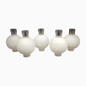 Weiße Vintage Wandleuchten aus Opalglas, 1960er, 5er Set