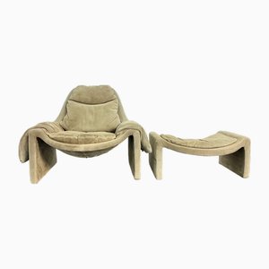 Sillón vintage de cuero y otomana de gamuza de Vittorio Introini, años 60. Juego de 2
