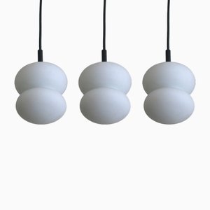 Lampes à Suspension Mid-Century en Verre Opalin, Set de 3