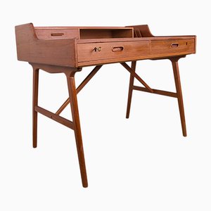Dänischer Teak Schreibtisch Modell 56 von Arne Wahl Iversen für Vinde Mobelfabrik, 1960er