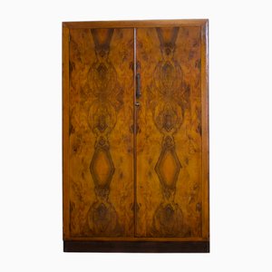 Vintage Kleiderschrank aus Nussholz von Fitrobe, 1930er