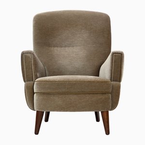 Dänischer Sessel aus Grünem Möbelvelours & Beinen aus Buchenholz, 1970er