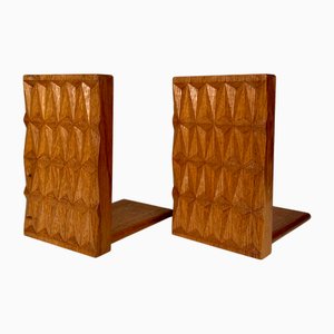 Serre-Livres Brutaliste en Chêne avec Motif en Relief, 1950s, Set de 2