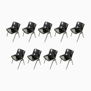 Sillas apilables Modus de plástico negro y aluminio con escritorio de O. Borsani / Centro Progetti Tecno, años 80. Juego de 10