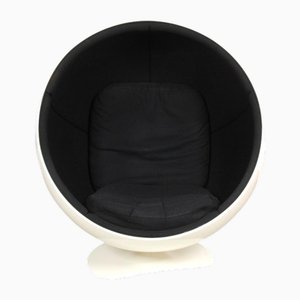 Silla Ball de tela negra de Eero Aarino, años 2000