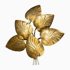 Große Hollywood Regency Wandleuchte aus vergoldetem Blatt mit 5 Leuchten, 1950er