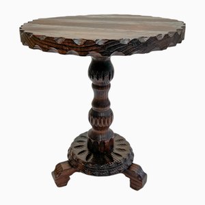 Table d'Appoint Coloniale en Bois Sculpté, Espagne, 1950s