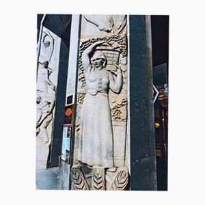 Ian Jones, Harvest Queen 2, Impression