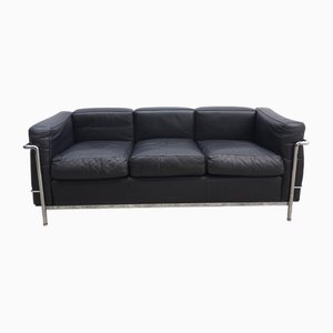 LC2 Drei-Sitzer Sofa aus Leder von Le Corbusier