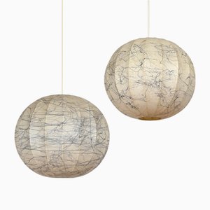 Große Mid-Century Geäderte Kokon Hängelampen in Beige, Castiglioni zugeschrieben für Hille, Italien, 1960er, 2er Set