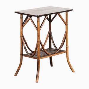 Mesa auxiliar inglesa de bambú de dos niveles, década de 1870