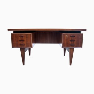 Dänischer Vintage Schreibtisch aus Teak, 1960er