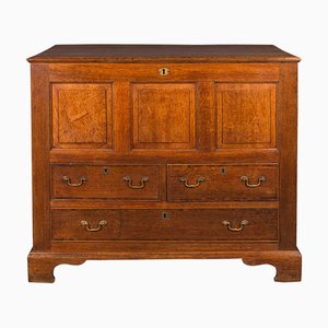 Cajonera georgiana antigua grande de roble, 1780