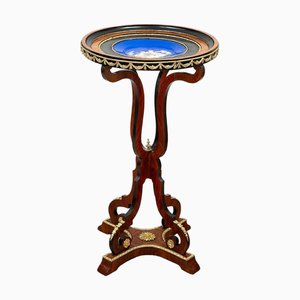 Mesa de centro Napoleón III antigua de maderas exóticas con tablero de porcelana Sevres, Francia, siglo XIX
