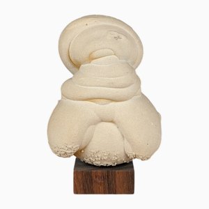 Gogotte of Harleville in the Anthropomorphic Form Concretion of Fontainebleau Wunderkammer aus Stein, 1800