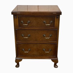 Commode à Tiroirs en Noyer avec Plateau Pliant, Angleterre, 1950s
