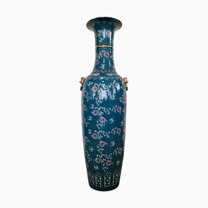 Large Porcelain Chinese Vase