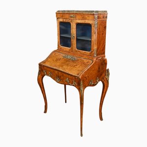 French Bonheur De Jour Desk in Walnut, 1840s