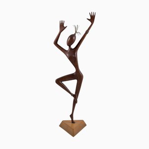 Sculpture Danseuse en Bois Sculpté et Laiton de Hagenauer, Autriche, 1950s