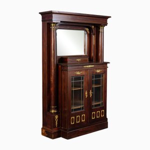 Vintage Schrank mit Messing