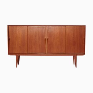 Buffet Modèle 19 par Gunni Omann pour Omann Jun Møbelfabrik, Danemark, 1960s
