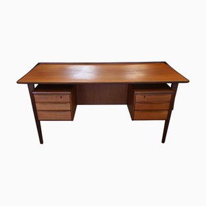 Scrivania in teak di Peter Lovig Nielsen per Hedensted Mobelfabrik, Danimarca, 1965