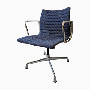 Silla de escritorio giratoria EA108 vintage de Charles and Ray Eames para Herman Miller, EE. UU., Años 70