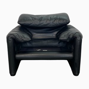 Fauteuil Maralunga en Cuir Noir Vico Magistretti pour Cassina, 1980s