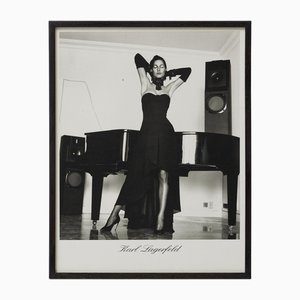 Photographie Noir et Blanc Karl Lagerfeld de Helmut Newton, 1987