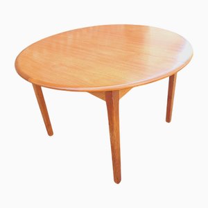 Ausziehbarer Dänischer Mid-Century Tisch aus Teak, 1970er