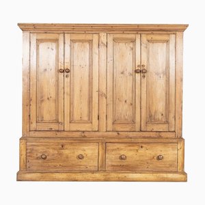 Credenza monumentale in pino, Regno Unito, XIX secolo