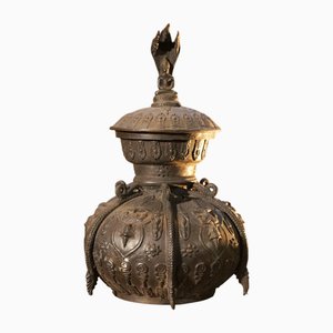 Récipient Antique en Bronze avec Symboles Bouddhistes