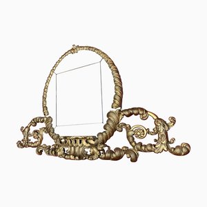 Miroir Éclectique Florentin en Bois Doré du 19ème Siècle avec Provenance Cinématique