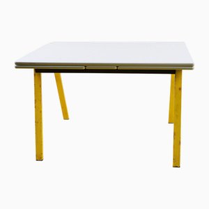 Table Industrielle avec Pieds en Fer et Plateau Extensible en Aggloméré Résistant