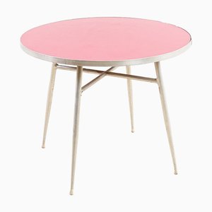 Round Table with Aluminum Base and Formic Top