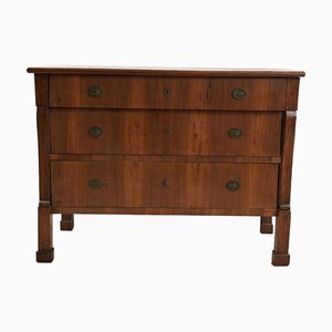 Antike Kommode aus Holz