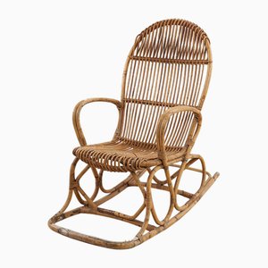 Schaukelsessel aus Rattan