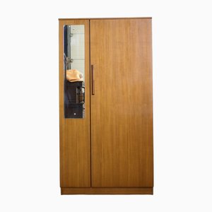Moderner Mid-Century Teak Kleiderschrank von Uniflex, 1960er