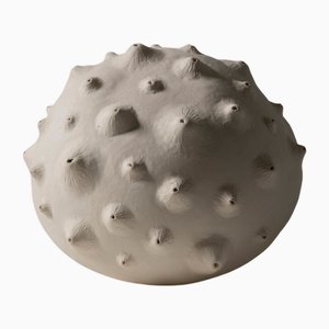 Balana Skulptur aus weißem Sandstein von Leon Ceramiques, 2000er