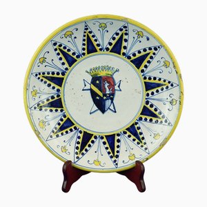 Antique Italian Ceramic Plate with Noble Coat of Arms from Montelupo Manufacture, 1700s