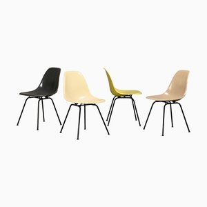 Sedie DSX in fibra di vetro multicolore di Charles & Ray Eames per Herman Miller, anni '60, set di 4