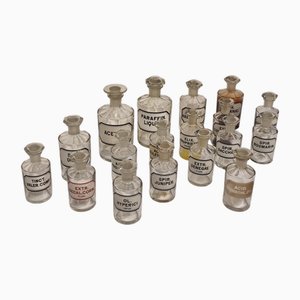 Antike deutsche Apothekergläser aus Glas, 1890er, 18 Set