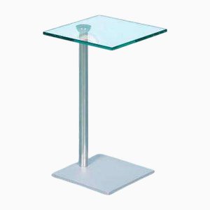 Tavolino minimalista in vetro