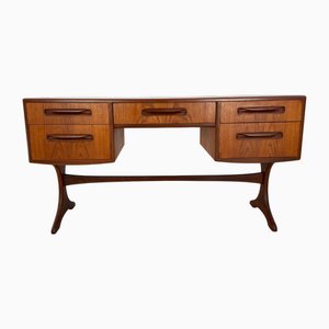 Bureau Vintage par Victor Wilkins pour G-Plan, 1960s